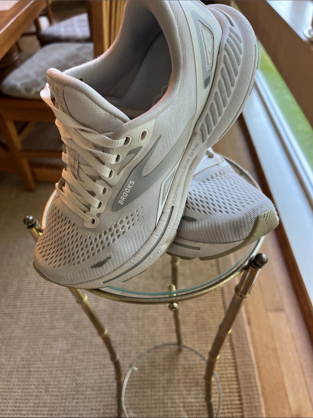 Brooks Women's Running Shoes in Light Gray and White
Adrenaline  gts